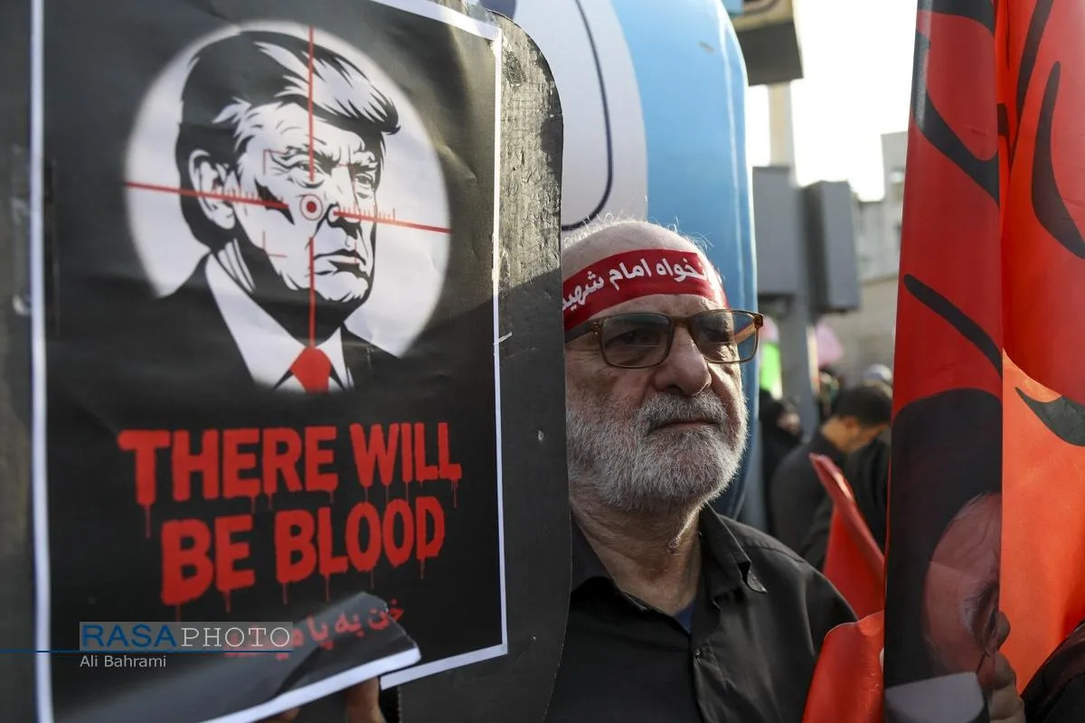 تشییع تاریخی رهبر شهید انقلاب در تهران