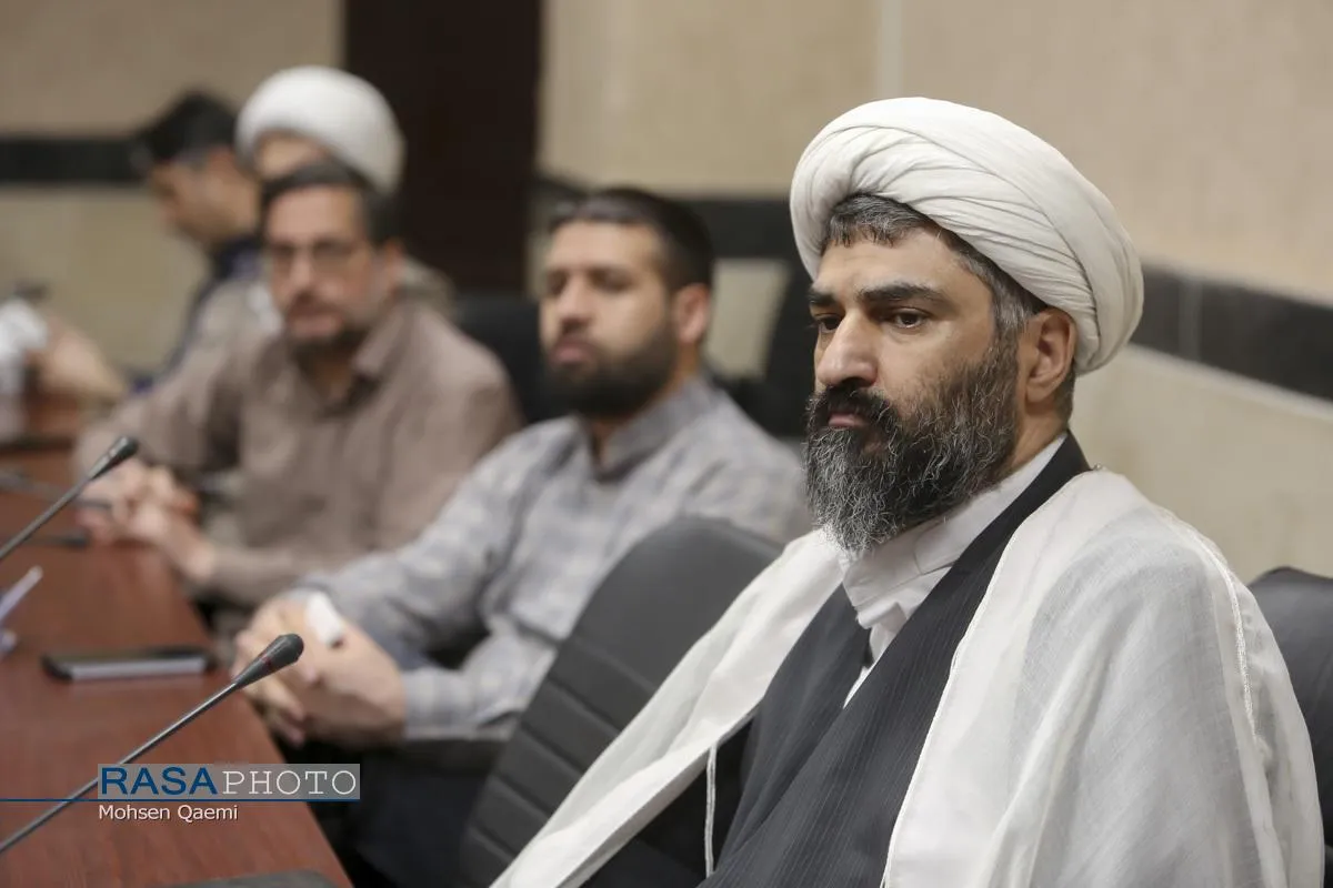نشست "خودسازی در قرآن کریم"