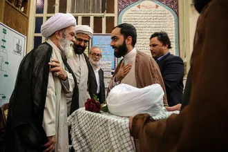 عمامه گذاری طلاب حوزه علمیه تهران به مناسبت روز میلاد امام زمان (عج)
