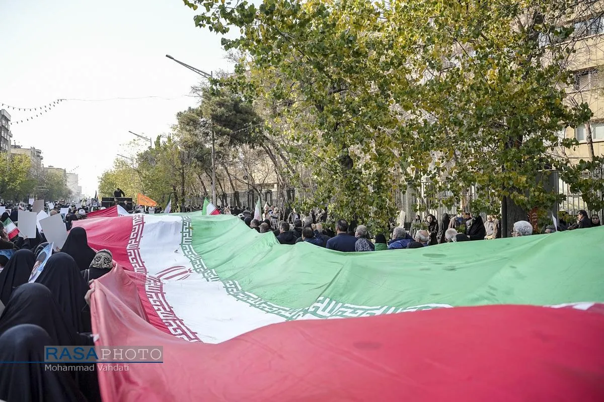 خروش مردم تهران علیه تروریست&zwnj;های آشوب&zwnj;گر