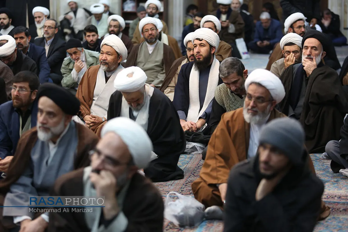 بزرگداشت شهدای سانحه هواپیمای اوکراینی که با حضور مراجع تقلید