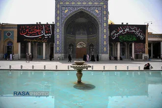 سیاه پوش ضریح و صحن&zwnj;های حرم کریمه اهلبیت (ع) در آستانه محرم