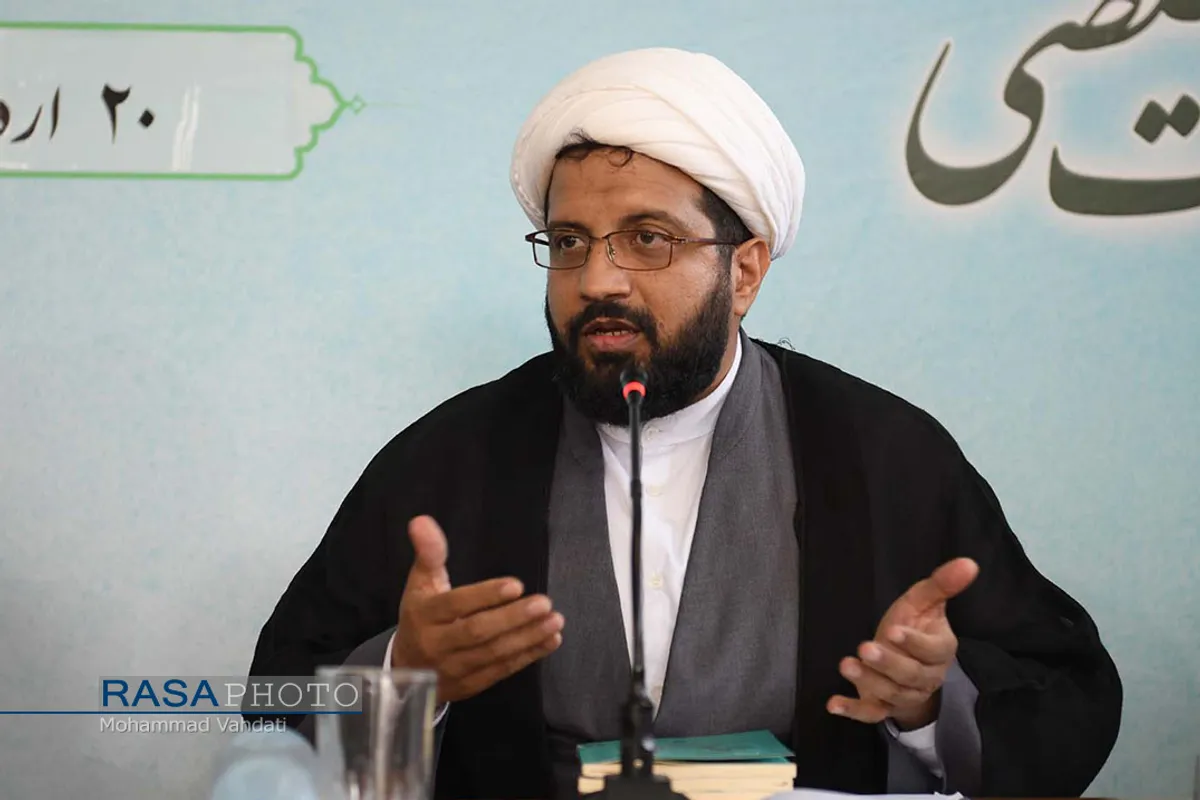 نشست نقد کتاب &laquo;تربیت اسلامی از نگاه رهبر فرزانه&raquo;