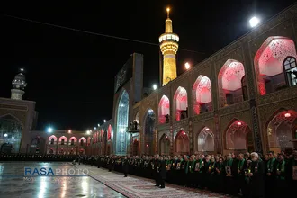 مراسم خطبه خوانی شب عاشورا در حرم مطهر رضوی&lrm;