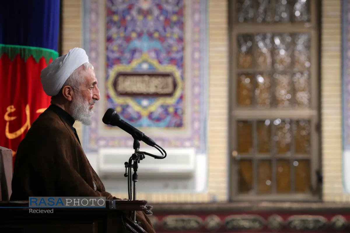 اولین شب مراسم عزاداری حضرت اباعبدالله الحسین (علیه السلام) در حسینیه امام خمینی (ره)