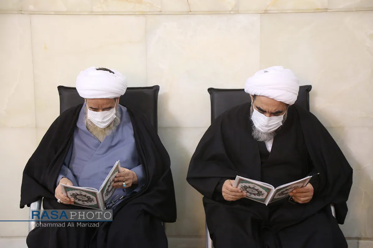 مراسم گرامیداشت مرحوم آیت الله مصباح یزدی در حرم کریمه اهلبیت (ع)