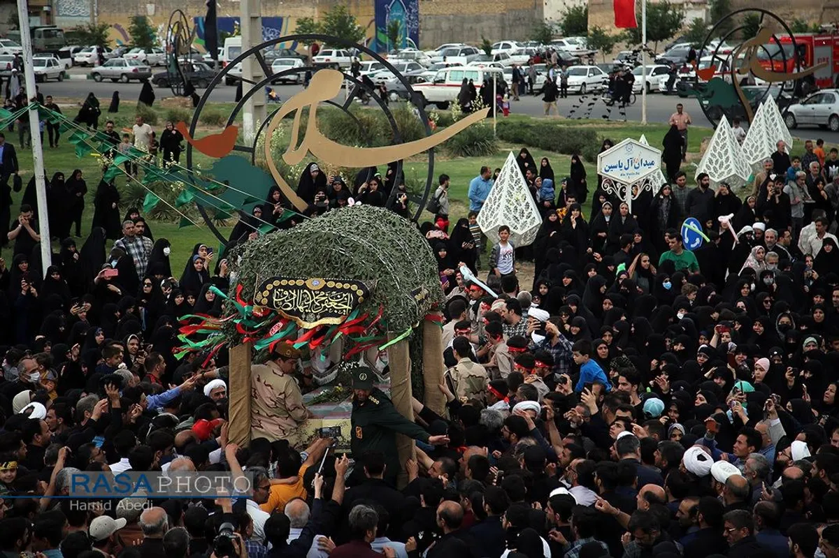 تشییع و تدفین دو شهید گمنام دفاع مقدس در مسجد مقدس جمکران