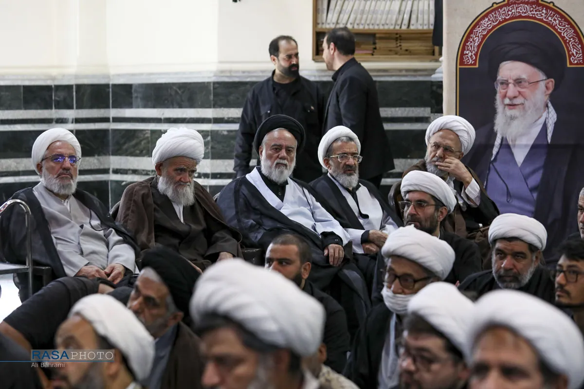 تشییع پیکر حضرت آیت الله شبیری زنجانی در قم
