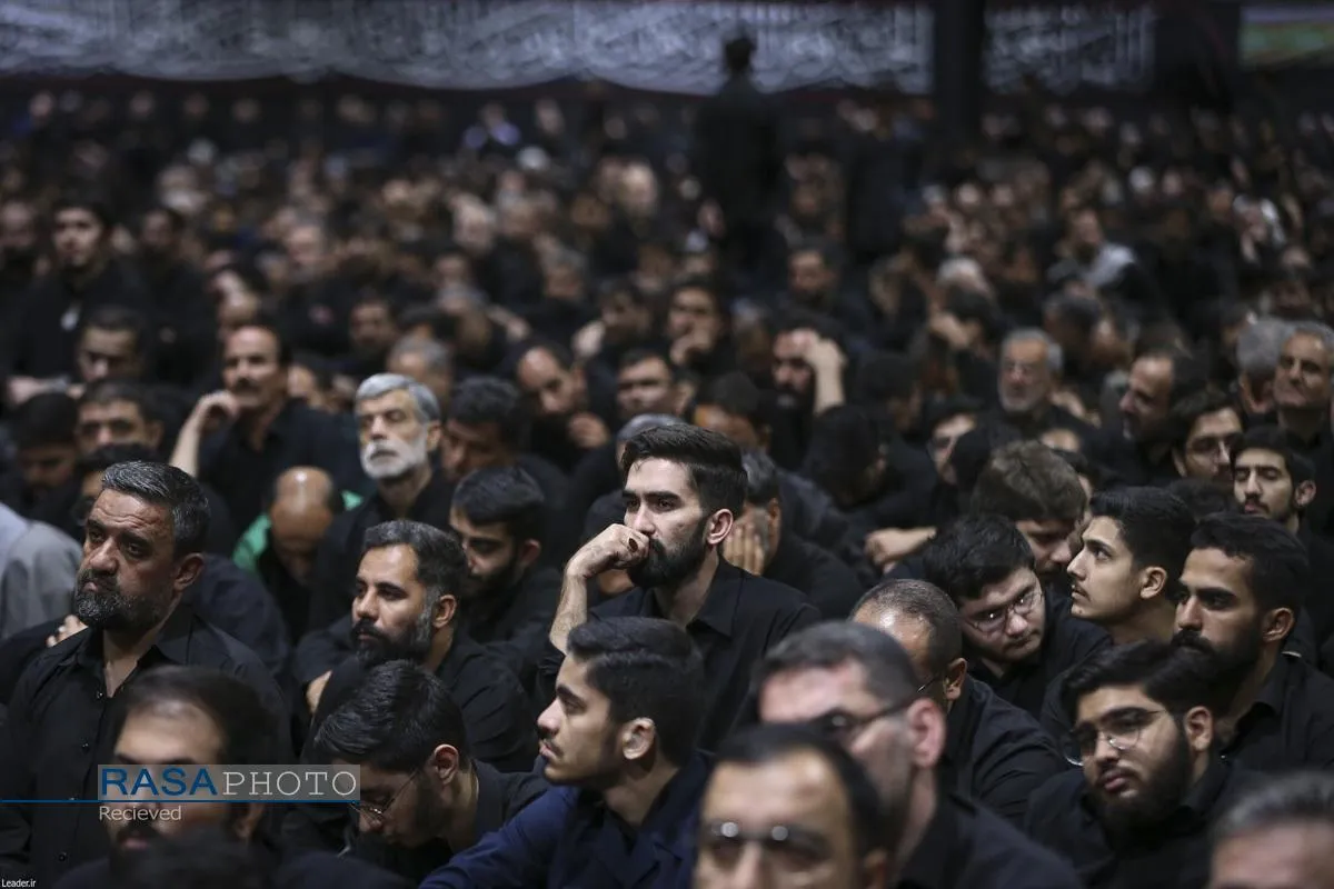 دومین شب مراسم عزاداری حضرت اباعبدالله الحسین (ع) از طرف رهبر انقلاب