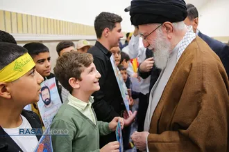 دیدار جمعی از خانواده&zwnj;های شهدای امنیت با رهبر معظم انقلاب