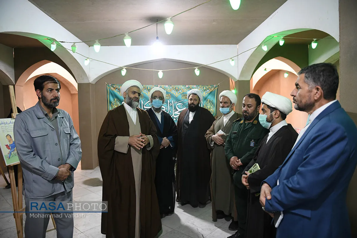 نمایشگاه تخصصی "فصلی برای جهاد تبیین"