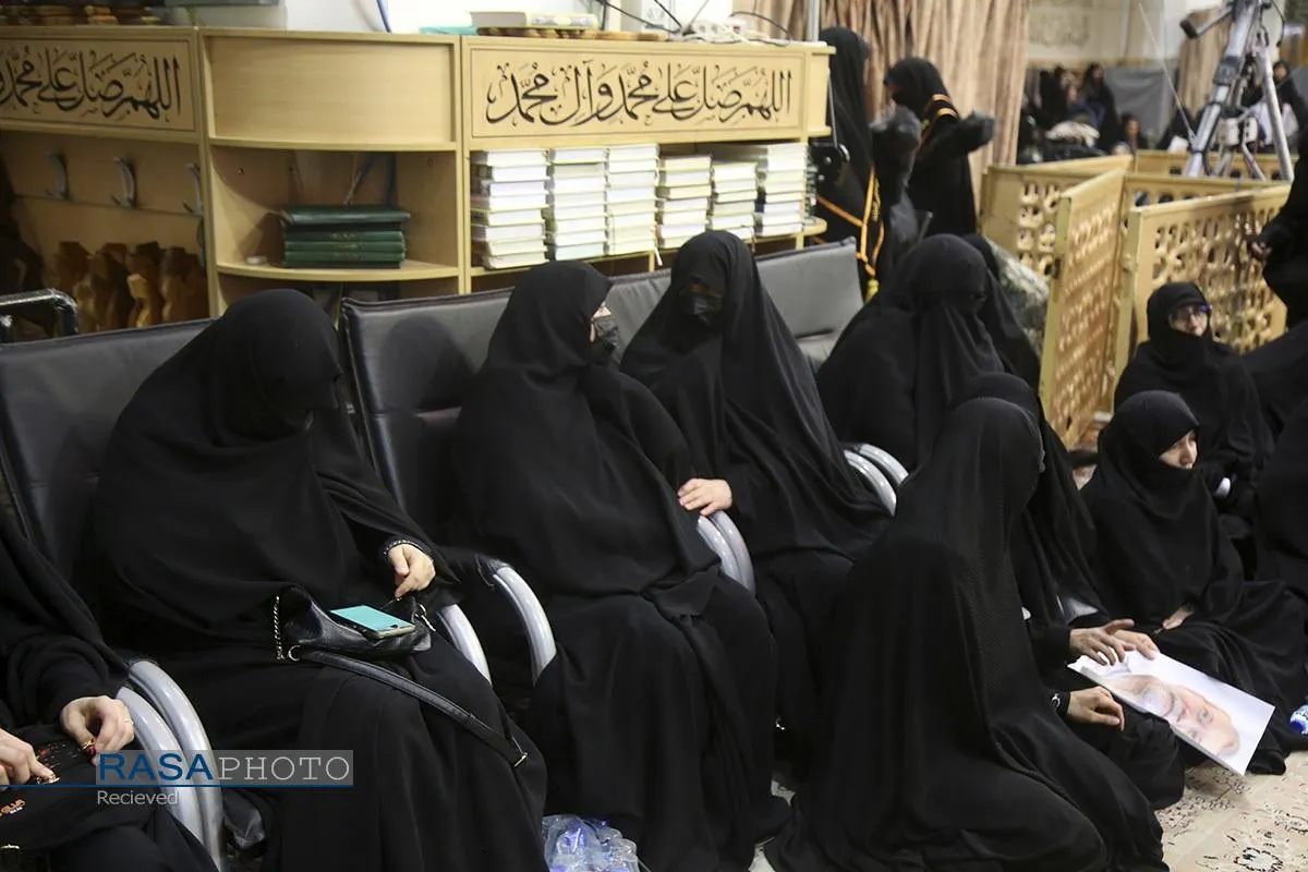 بزرگداشت شهید لاریجانی و وداع با پیکر مطهر شهید کیارش در حرم بانوی کرامت