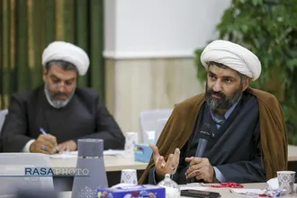 نشست هم&zwnj;اندیشی به مناسبت پیام آیت&zwnj;الله&zwnj;العظمی خامنه&zwnj;ای به همایش صدسالگی حوزه و روز جهانی ارتباطات