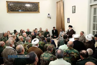 دیدار جمعی از فرماندهان نیروهای مسلح با فرمانده کل قوا