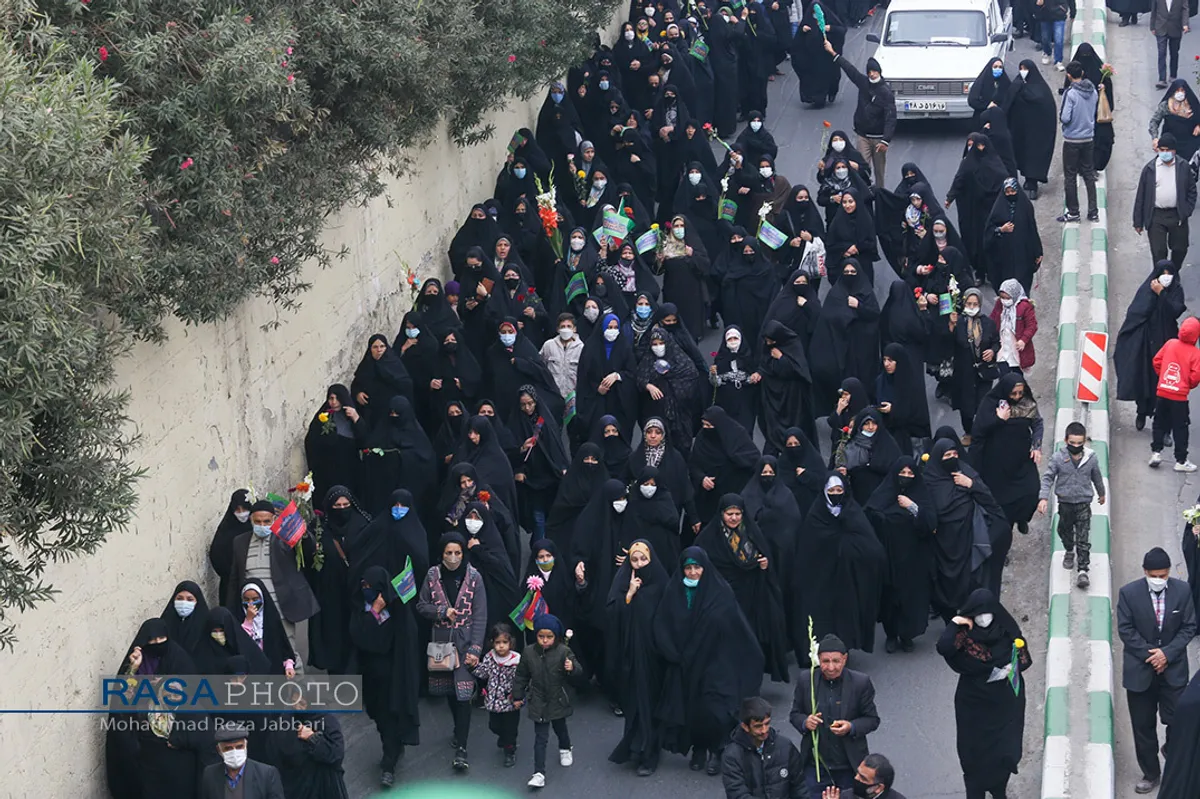 مراسم استقبال از کاروان نمادین حضرت معصومه (سلام الله علیها) به قم