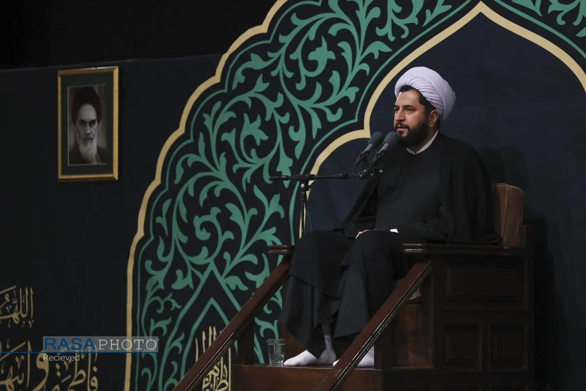 شب اول عزاداری فاطمیه ۱۴۰۴ با حضور رهبر معظم انقلاب