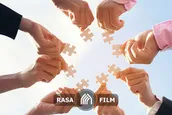 خدمات اجتماعی در کلام امام و رهبری