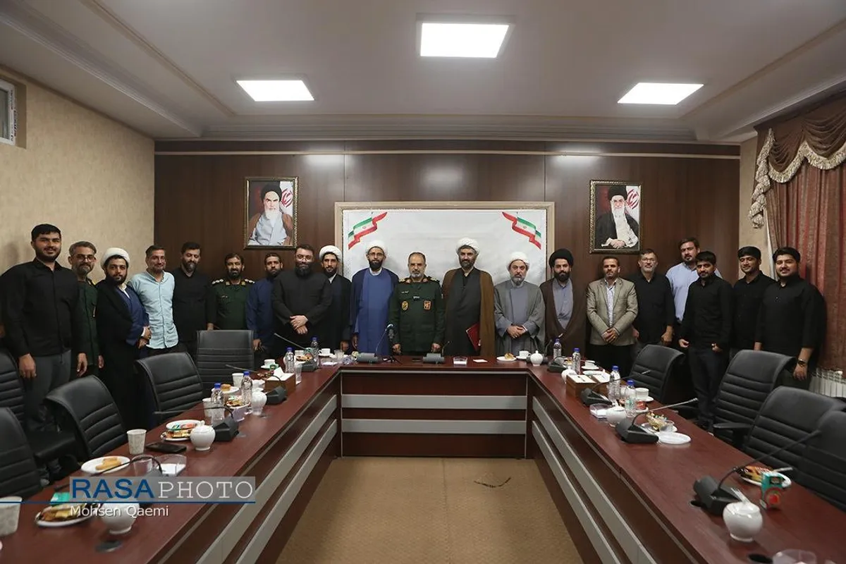 بازدید سردار موحد فرمانده سپاه استان قم بمناسبت روز خبرنگار از خبرگزاری رسا