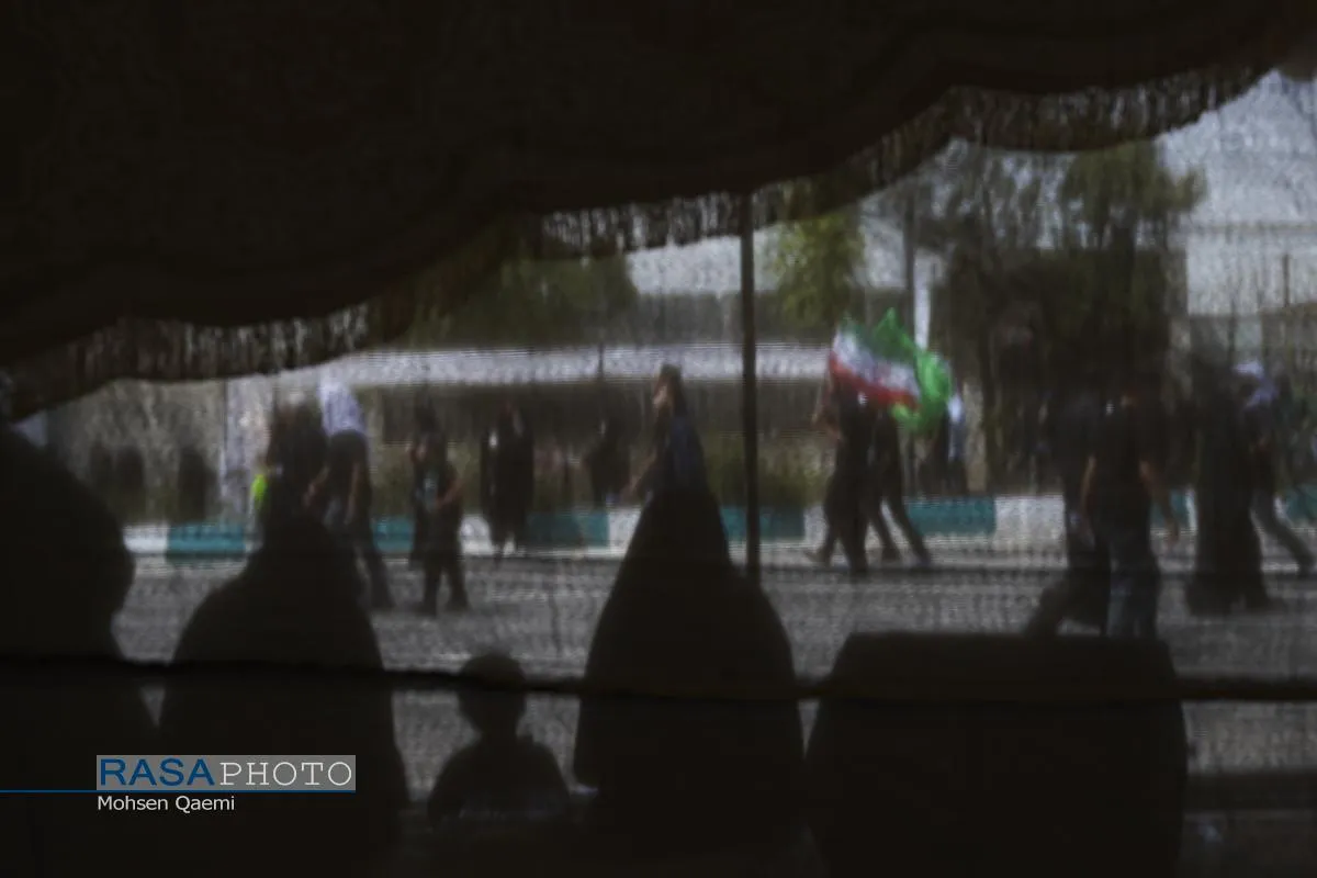 پیاده روی جاماندگان اربعین در تهران