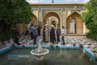 لبیک طلاب حوزه علمیه منصوریه شیراز&lrm; به فرمان مقام معظم رهبری