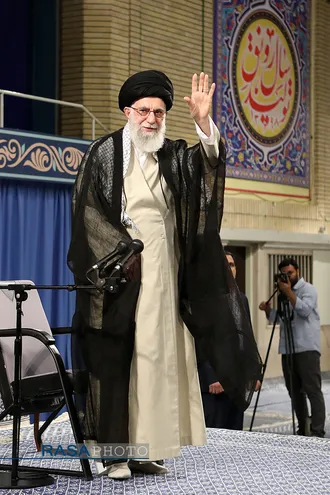 دیدار دست اندرکاران و کارگزاران حج با مقام معظم رهبری