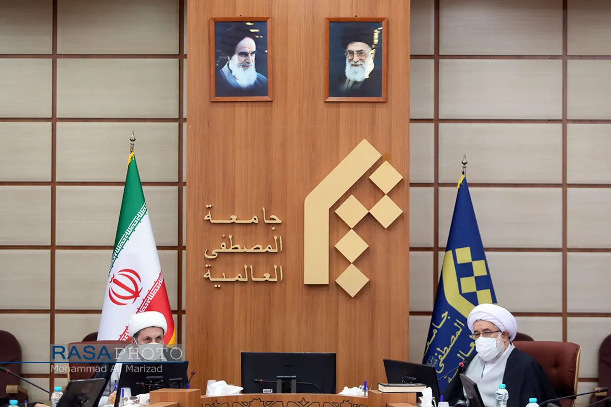 دیدار رئیس سازمان ارتباطات با مراجع تقلید و علما