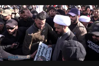 اعتراضات شدید و تجمع مردم عراق مقابل سفارت آمریکا در بغداد