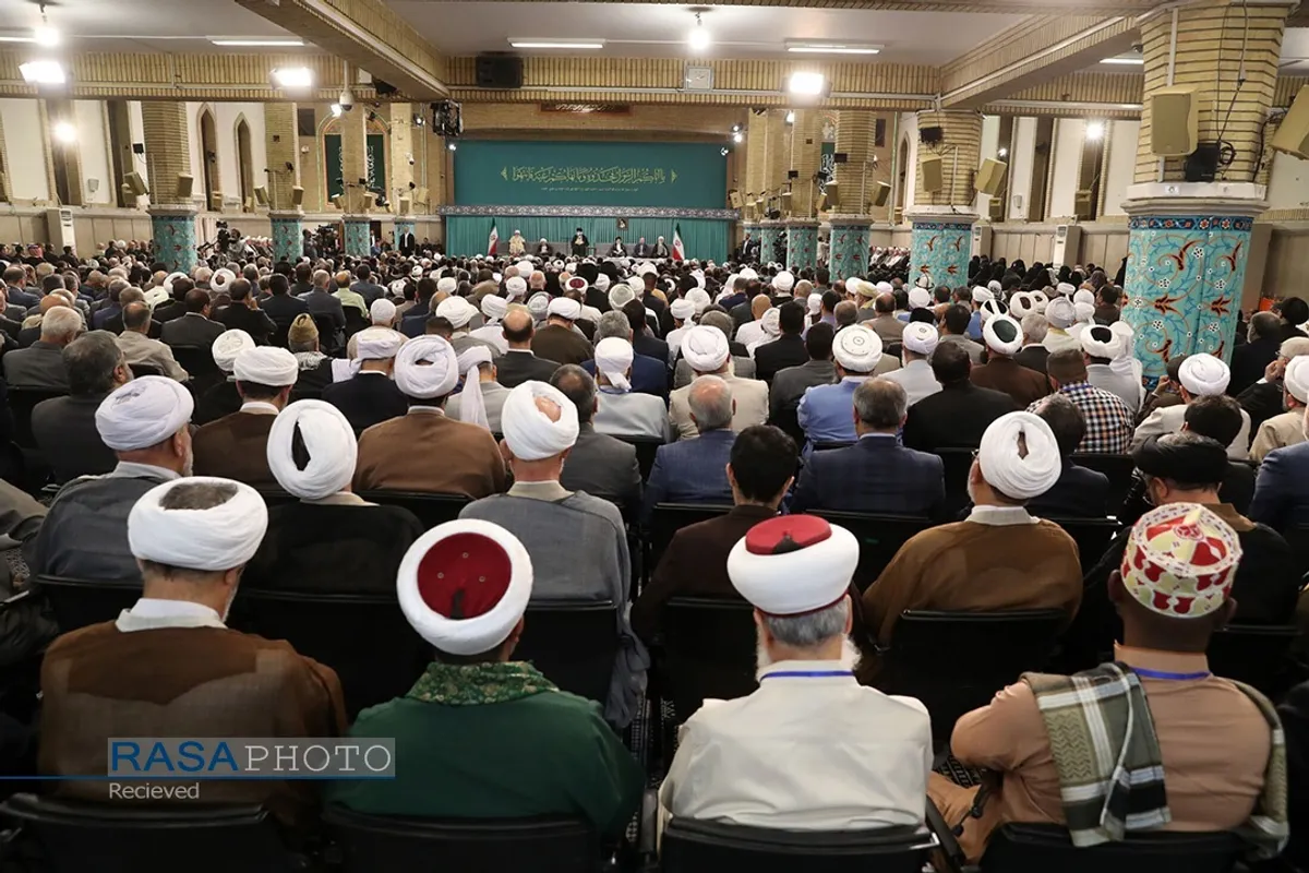 دیدار مسئولان نظام، سفرای کشور&zwnj;های اسلامی با رهبر انقلاب