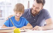 کمک به فرزند؛ حمایت یا آسیب