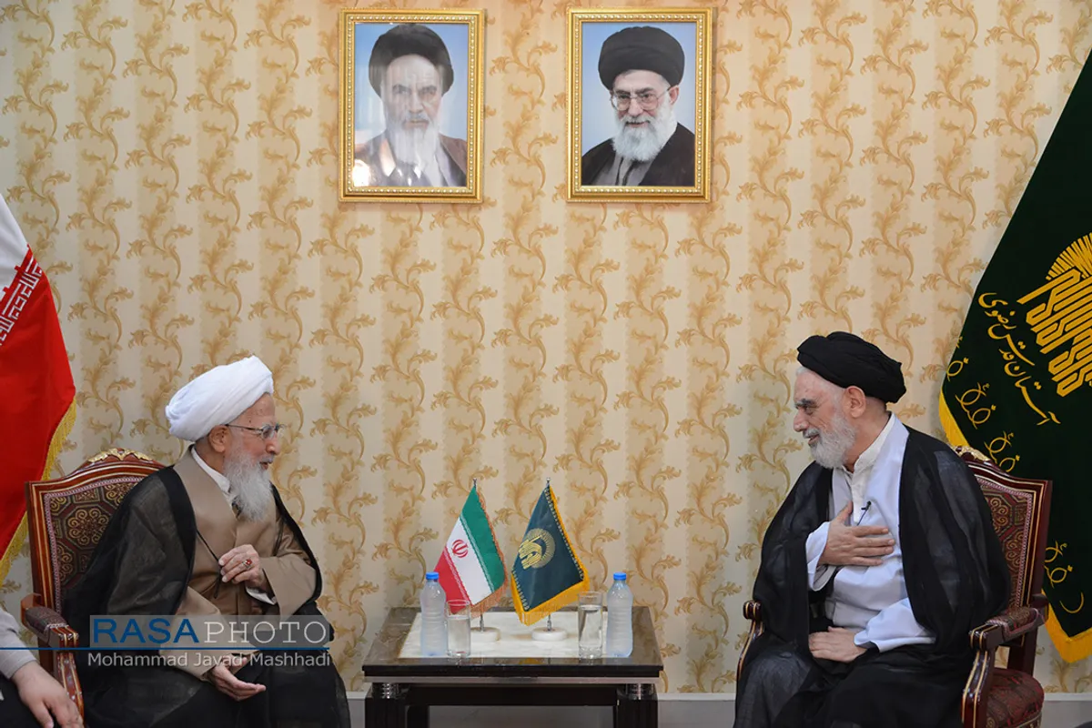 دیدار مدیر حوزه علمیه خراسان با آیت الله جوادی آملی&lrm;