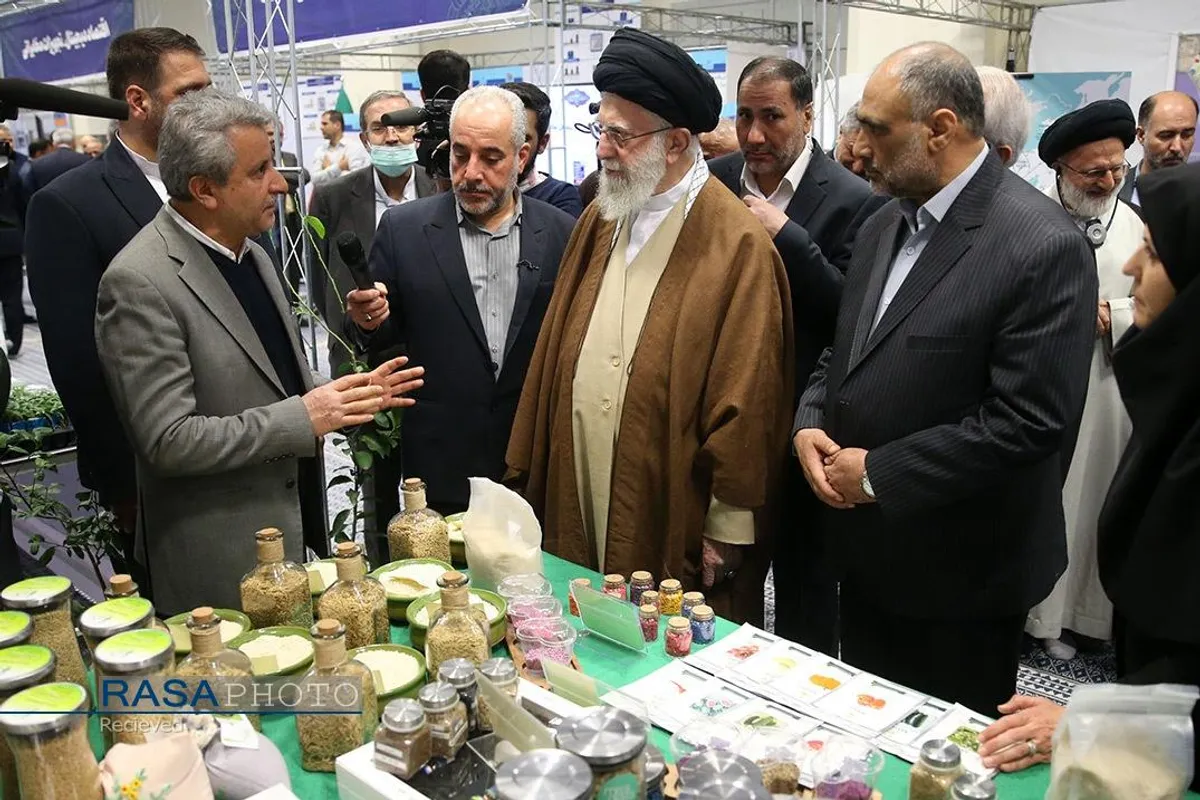 بازدید مقام معظم رهبری از نمایشگاه توانمندی&zwnj;های تولید داخلی