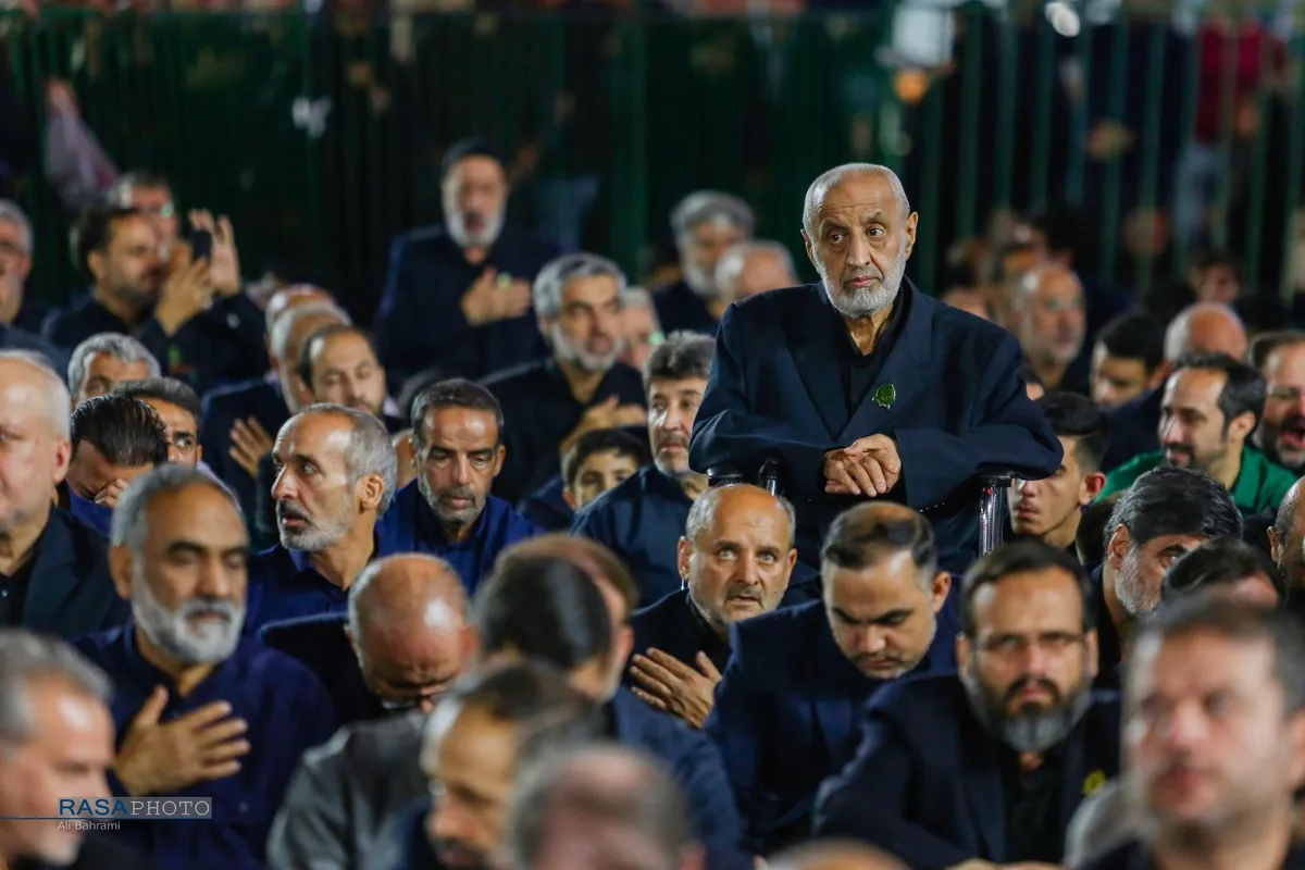 آیین شمعدان&zwnj; در شام رحلت بانوی کرامت (س)
