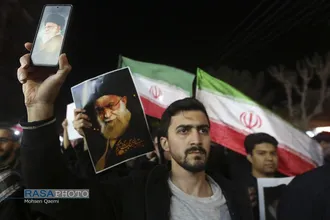 خروش انتقامی مردم قم در شب عزاداری شهادت امام خامنه&zwnj;ای (قدس&zwnj;سره)