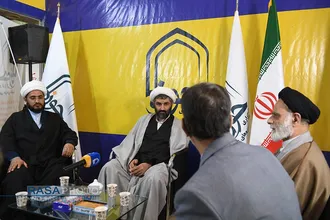 بازدید&zwnj; مدیر عامل خبرگزاری رسا از غرفه رسانه ها در نمایشگاه مطبوعات