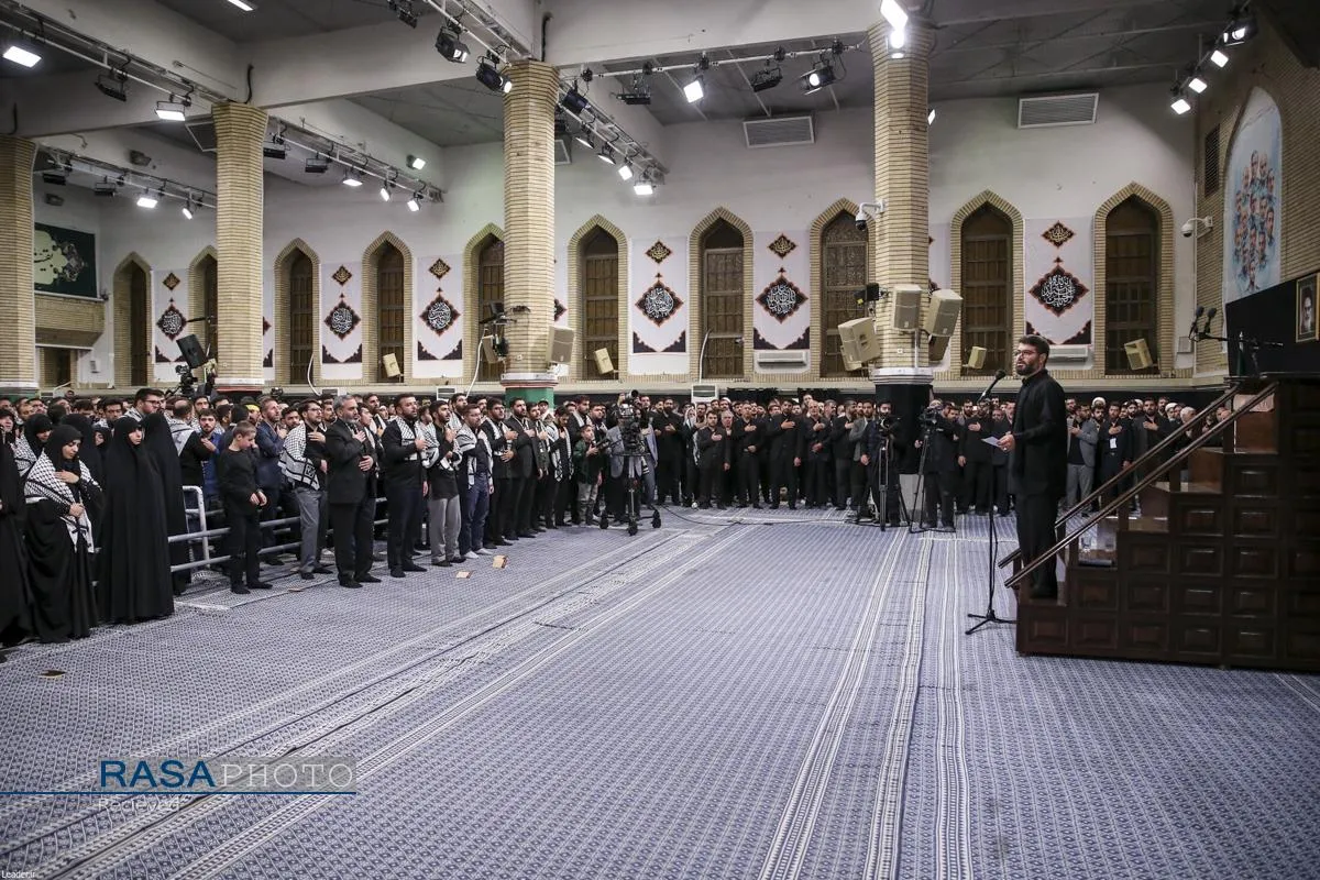 عزاداری هیئتهای دانشجویی به مناسبت اربعین حسینی در حسینیه امام خمینی (ره)