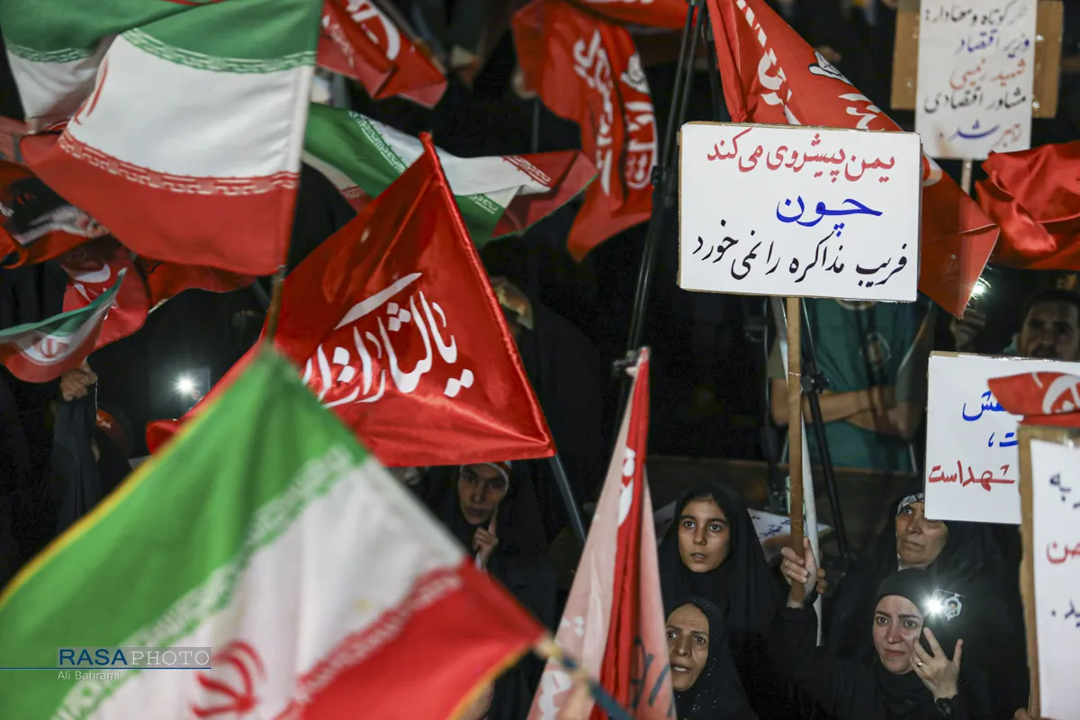 ۲۰۰ شب حضور با فریاد خونخواهی امام شهید