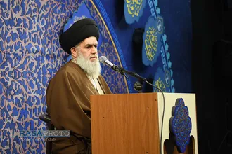 مناجات خوانی شب&zwnj;های ماه مبارک رمضان در هیئت فاطمیون قم
