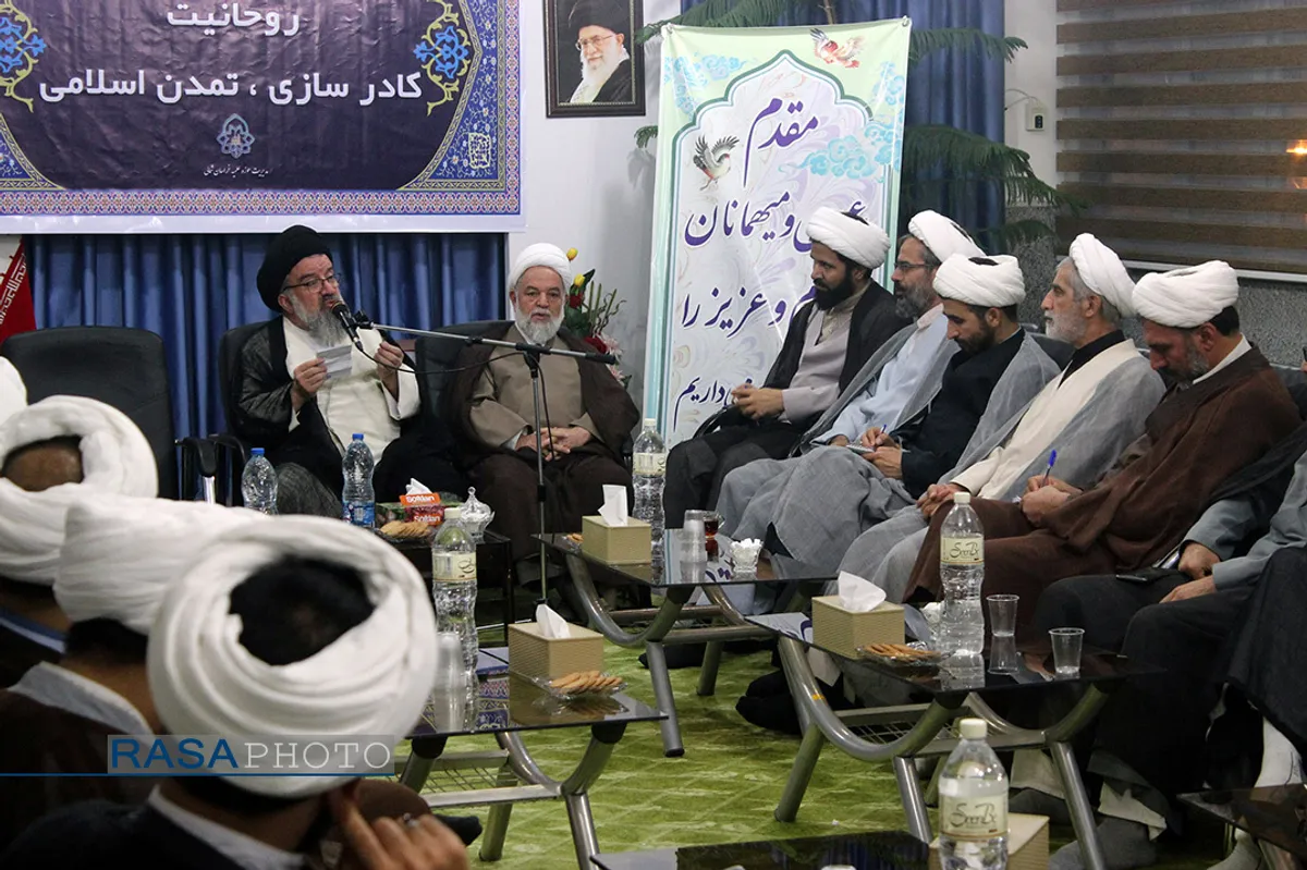 نشست "هم اندیشی روحانیت؛ کادر سازی، تمدن اسلامی" در بجنورد
