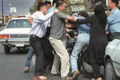 دفاع مشروع چه زمانی مانع مجازات می‌شود؟