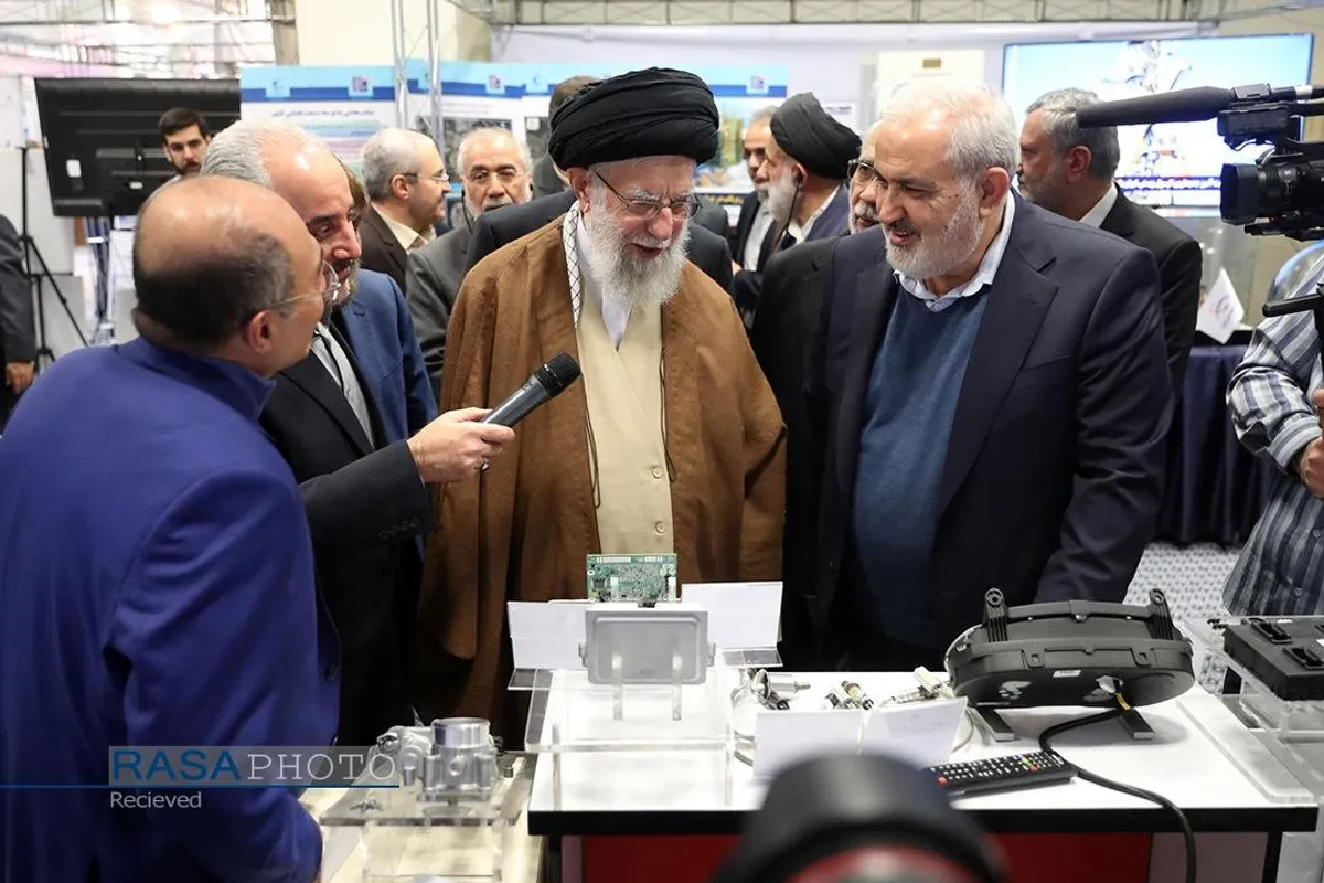 بازدید مقام معظم رهبری از نمایشگاه توانمندی&zwnj;های تولید داخلی