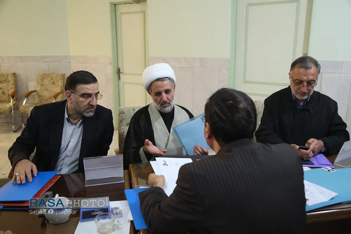 ثبت&zwnj;نام داوطلبان انتخابات مجلس خبرگان رهبری و مجلس یازدهم از حوزه انتخابیه قم
