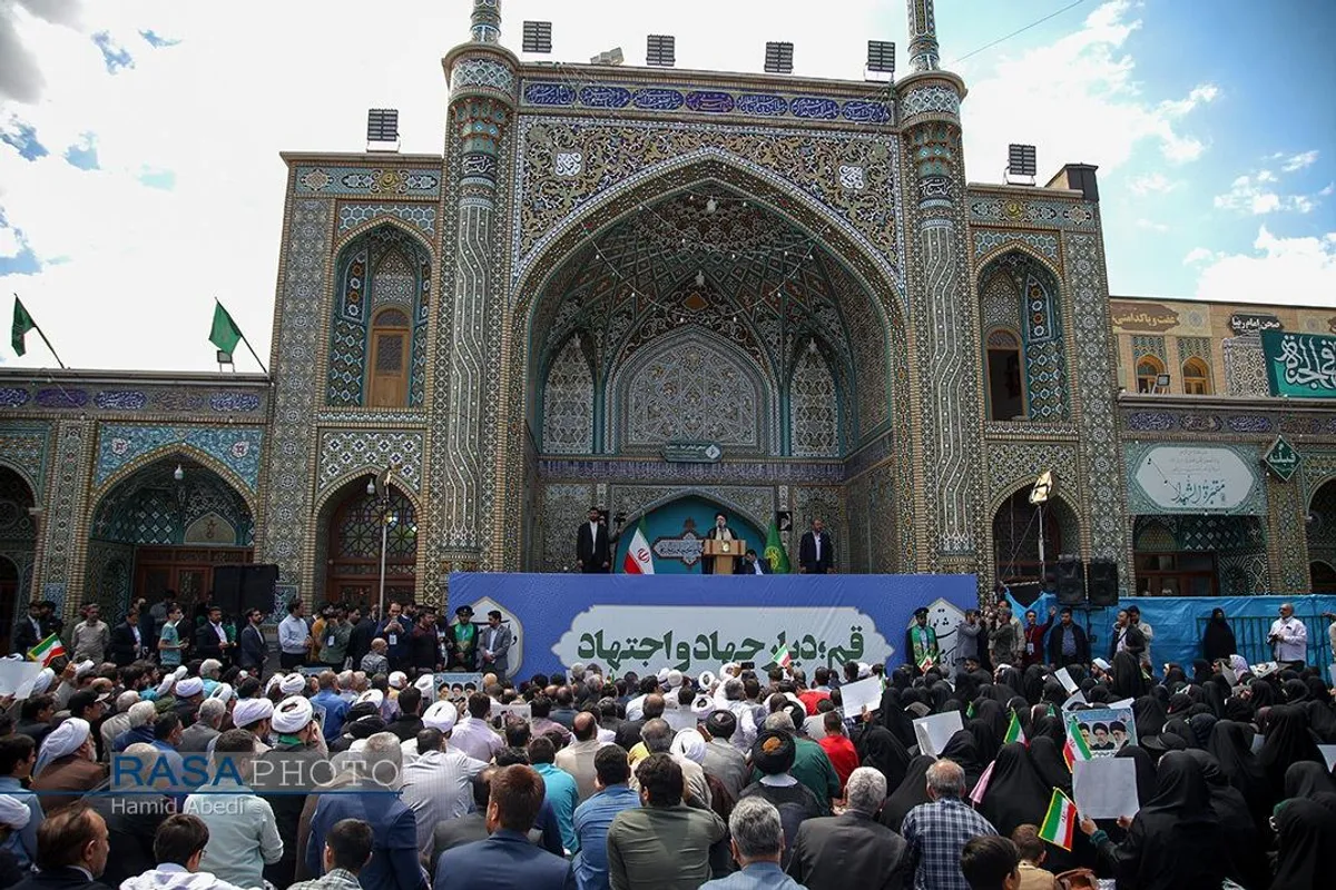 استقبال مردمی و سخنرانی رئیس جمهور در حرم حضرت معصومه (س)