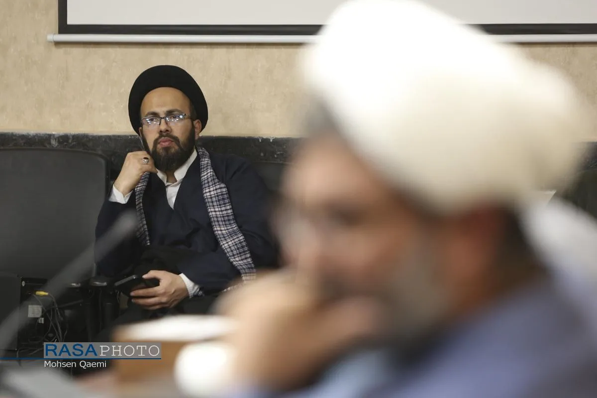 نشست علی راهکار&zwnj;های رسانه&zwnj;ای تبلیغی مواجهه با جنگ ترکیبی دشمن