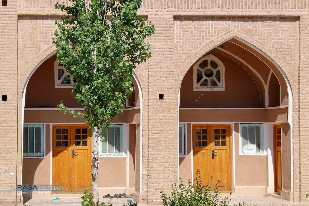 حوزه علمیه موسویه دامغان "مدرسه آقا"