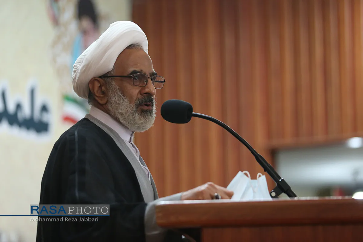همایش روحانیت بسیجی علمداران بصیرت و مقاومت