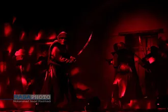 نمایش آئینی نگین شکسته در مشهد&lrm;