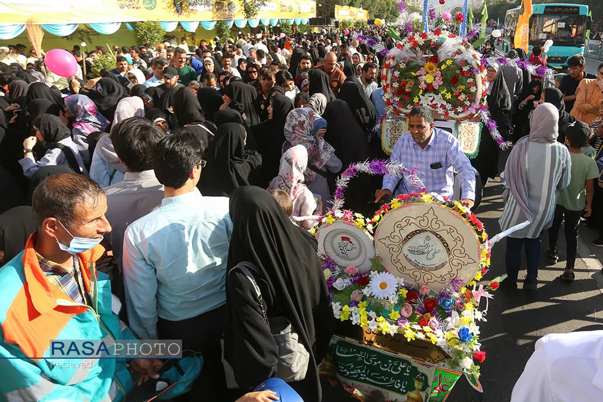 جشن بزرگ امام رضایی&zwnj;ها در مشهد مقدس