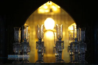 مراسم خطبه خوانی شب عاشورا در حرم مطهر رضوی&lrm;