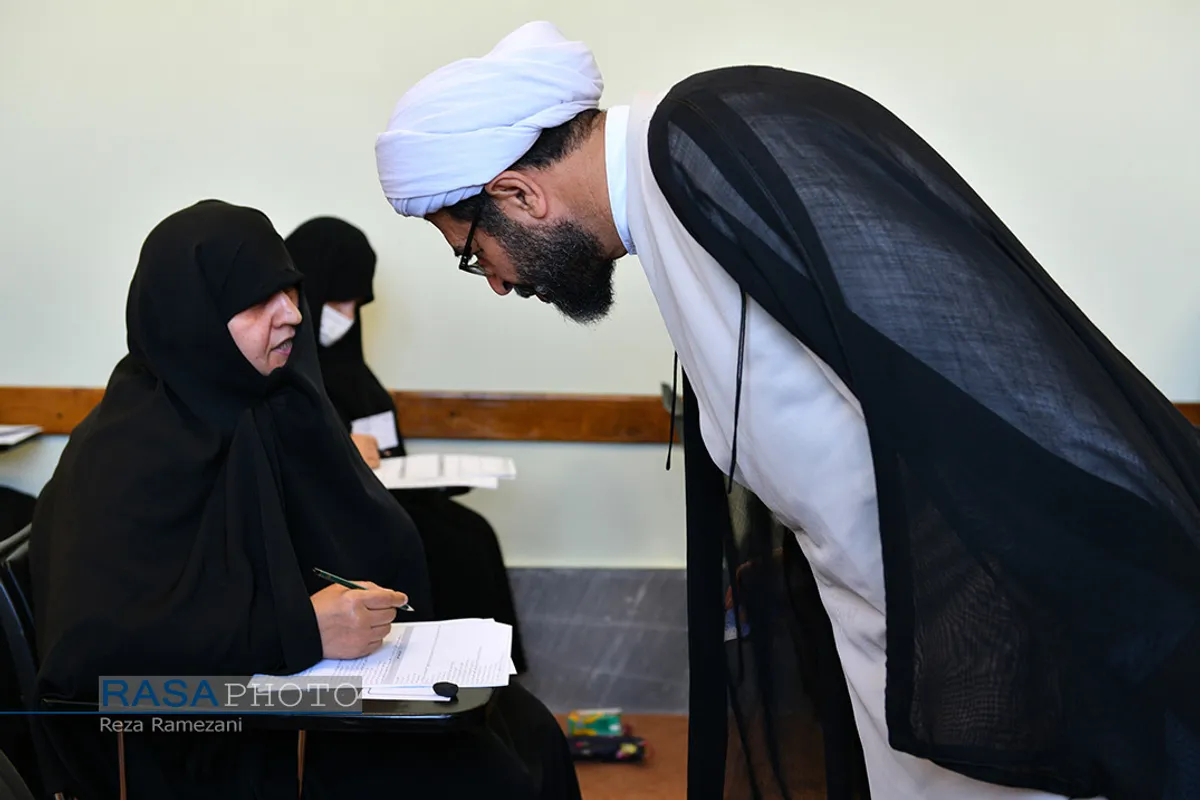 آزمون ورودی حوزه&zwnj;های علمیه خواهران در مقاطع تکمیلی