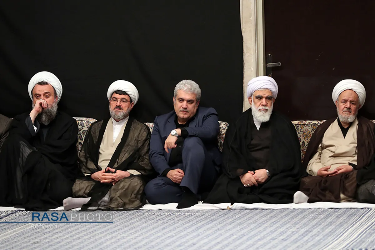 اولین شب مراسم عزاداری حضرت اباعبدالله الحسین (علیه&zwnj;السلام) با حضور رهبر انقلاب امام خامنه ای